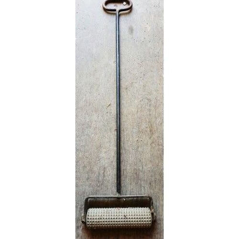 COULER DALLE B&Eacute;TON-BOUCHARDE MA&Ccedil;ON CIMENTIER-FINITION SOL Bricolage