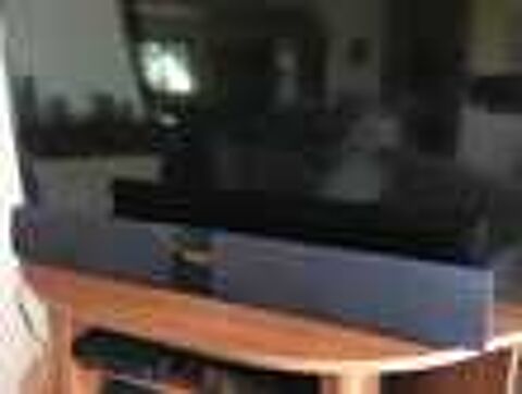 Barre de son Home Cin&eacute;ma - Caisson de basses int&eacute;gr&eacute; Audio et hifi