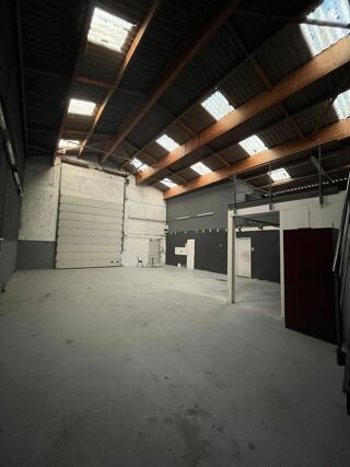  Atelier  louer 2/3 pices 223 m Thurins