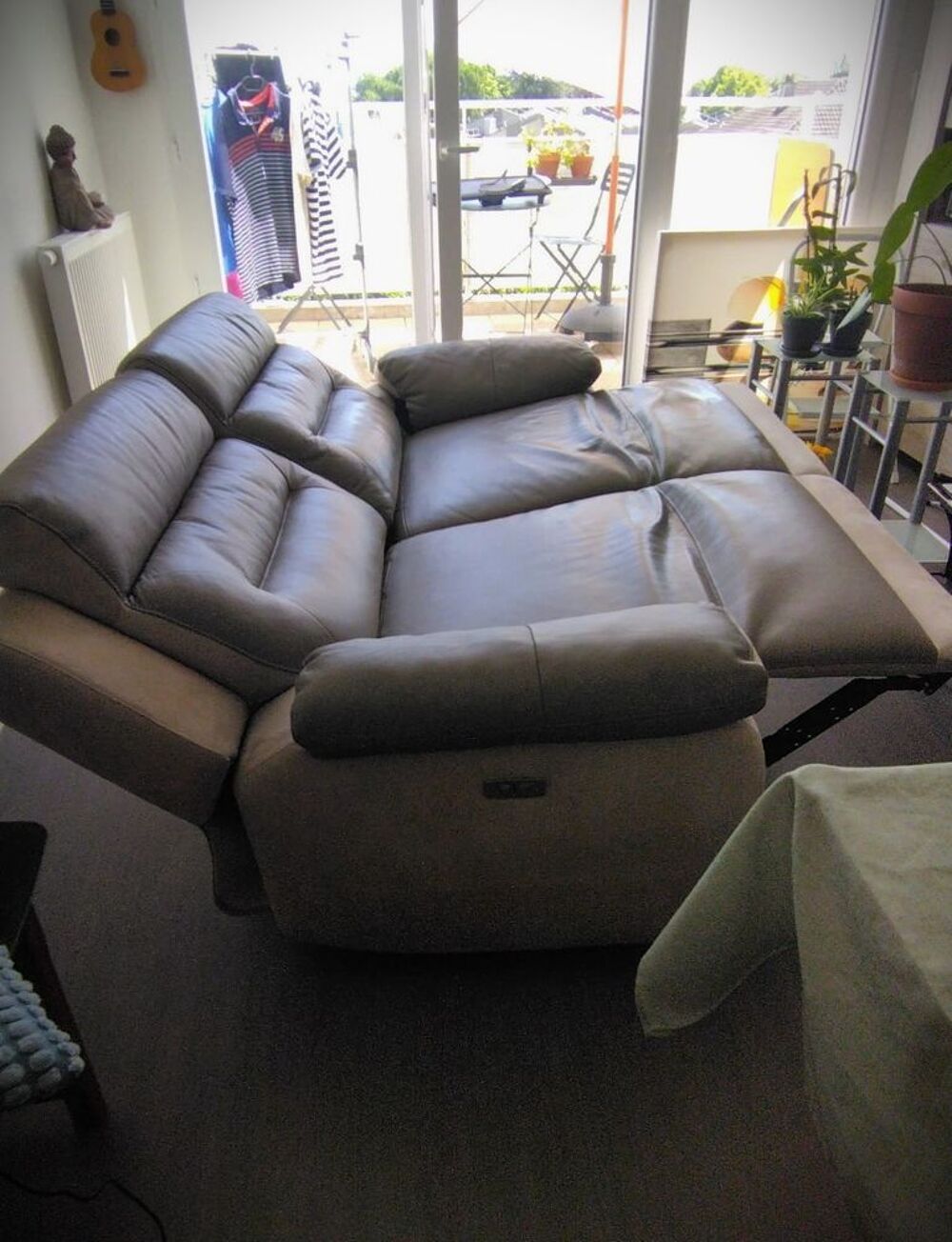 Canap&eacute; relax cuir &eacute;lectrique 3 places Meubles