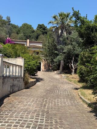  Villa à vendre 8 pièces 280 m²