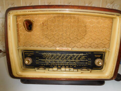 Poste radio 10 Manduel (30)
