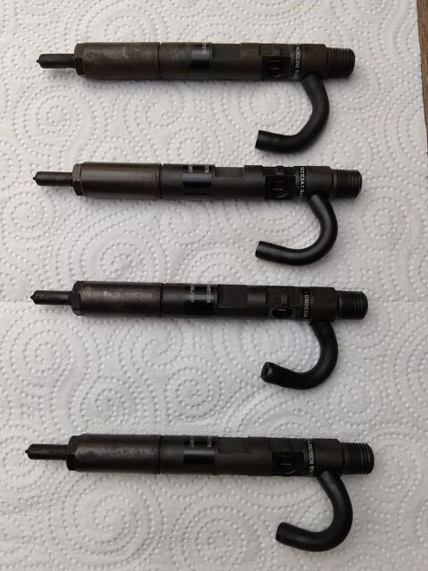 Pi&egrave;ces et &eacute;quipements Voiture Pi&egrave;ces et &eacute;quipements Voiture  occasion Saint-Urbain 29800