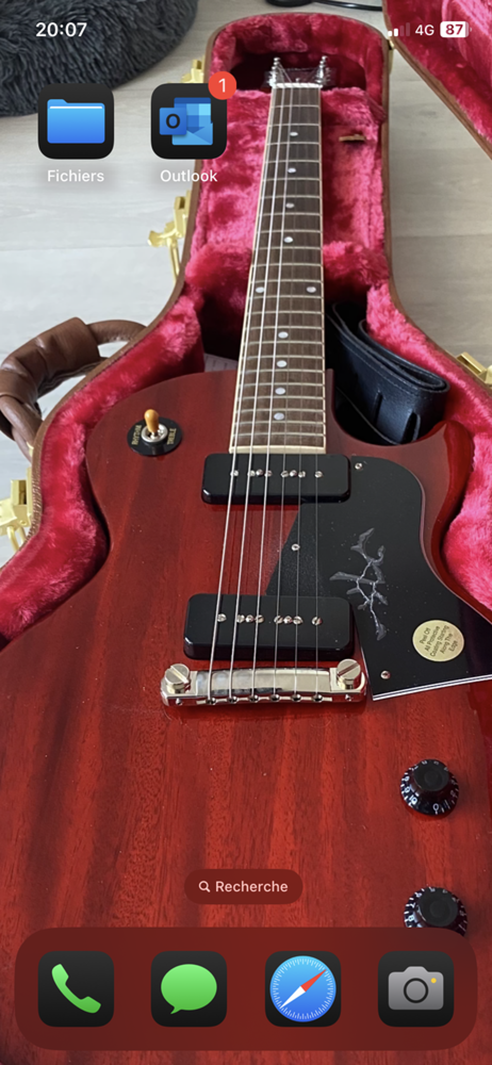 Gipson LP Sp&eacute;cial Vintage Cherry Instruments de musique