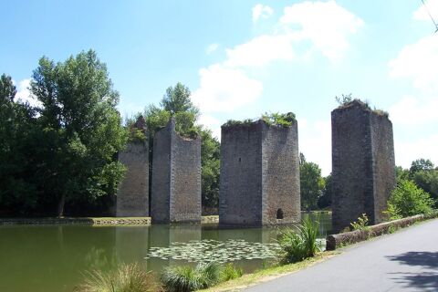 SOIXANTENAIRE PROPOSE SERVICE DIVERS TRAVAUX 0 86320 Lussac-les-chteaux