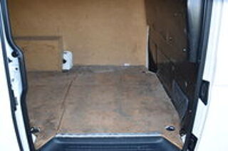 Transporter TRANSPORTER 6.1 VAN L1H1 2.0 TDI 90 BVM5 BUSINESS 2021 occasion 56300 Pontivy