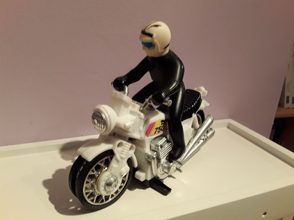 Moto Geyer des ann&eacute;es 1970 Jeux / jouets