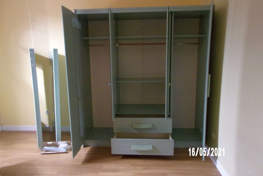Chambre &agrave; coucher- Armoire &agrave; Glaces-T&ecirc;te de lit et bas de li Meubles