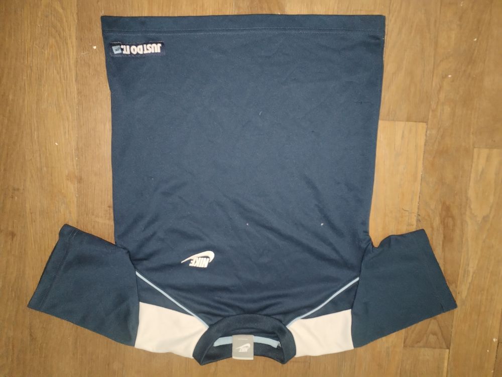 T-shirt NIKE (taille S) Vtements