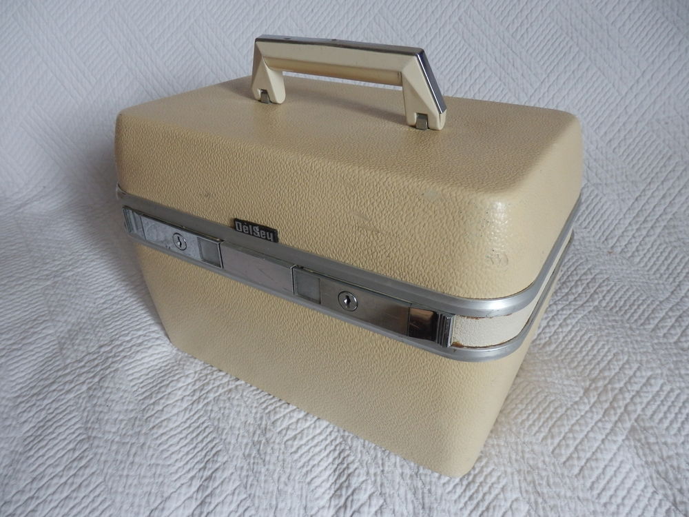 Vanity case Delsey Maroquinerie