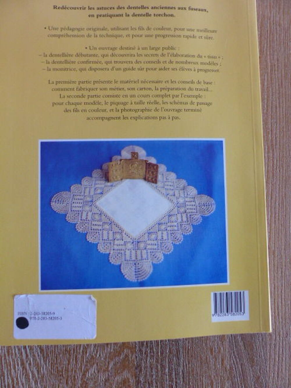 La dentelle aux fuseaux par Lysiane Brulet Tome 1. Livres et BD