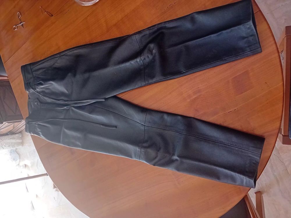 Pantalon en cuir noir Vêtements