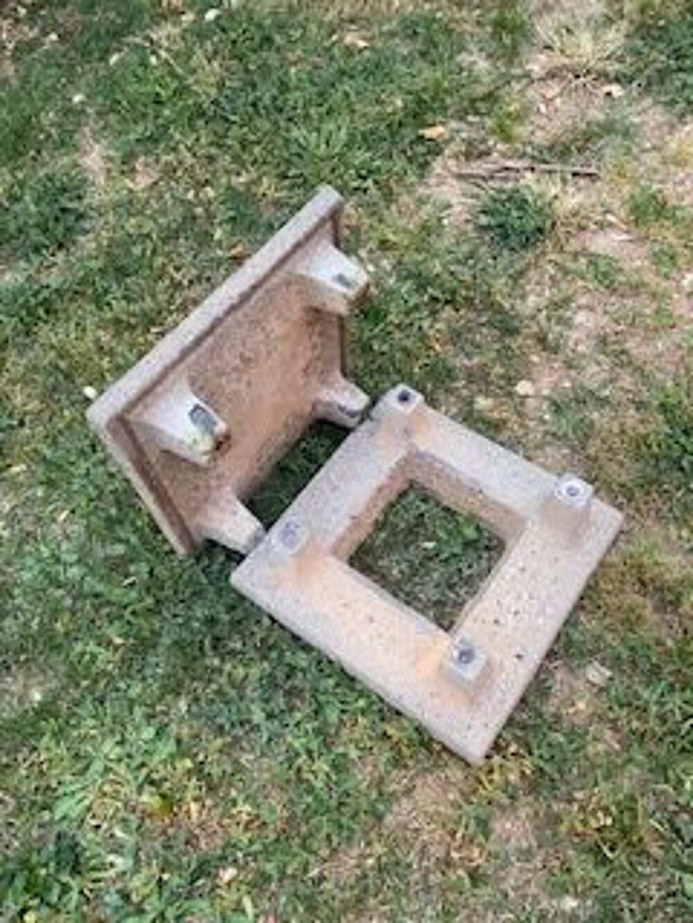 Chapeau de chemin&eacute;e en b&eacute;ton Bricolage