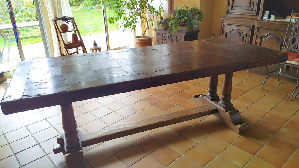 table monast&egrave;re ch&ecirc;ne XVII Meubles