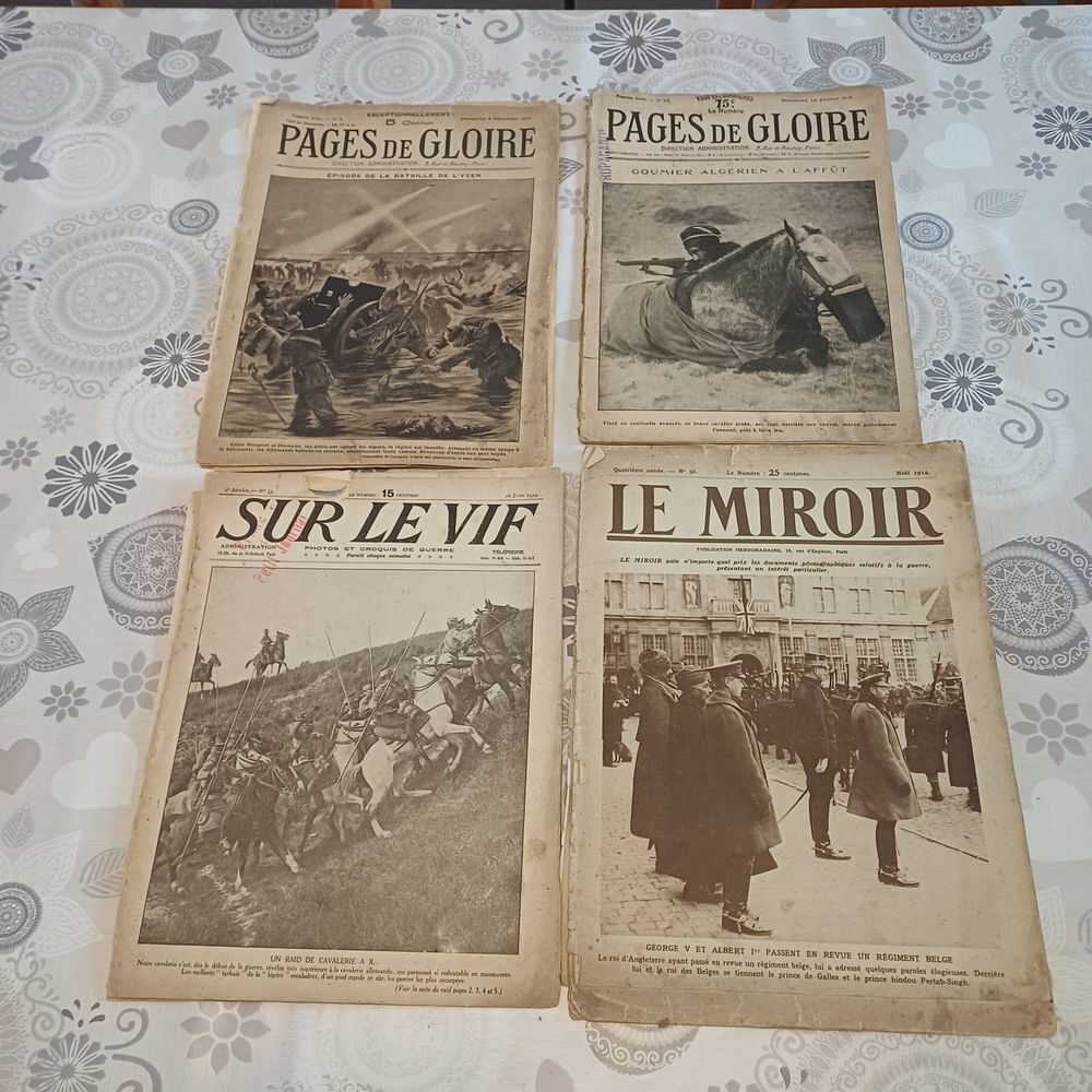 Revues journal pages de gloire sur le vif le miroir Livres et BD