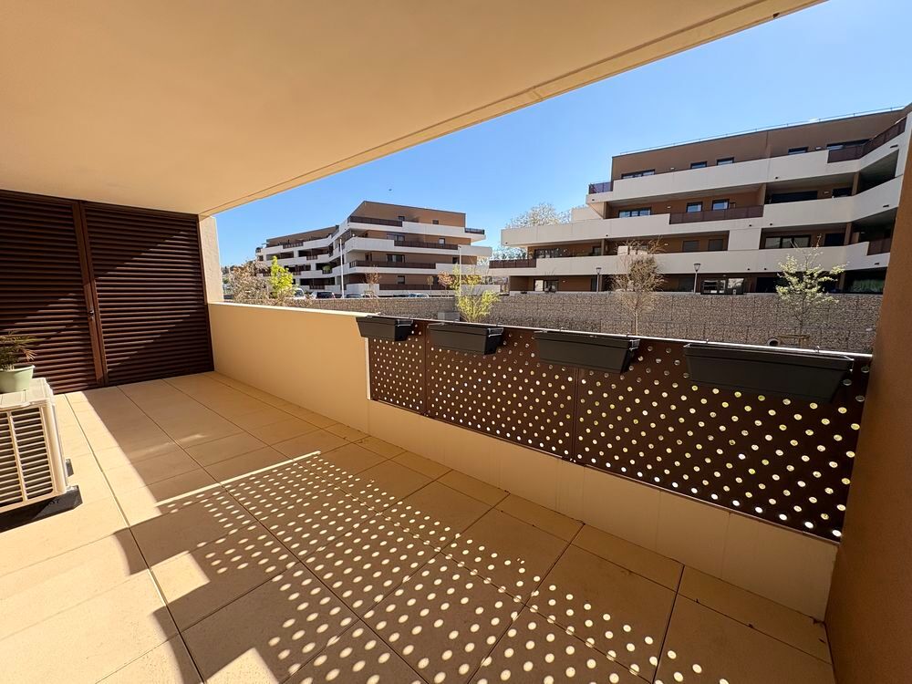 Vente Appartement T3 RÉCENT, CLIMATISÉ, GRANDE TERRASSE, CELLIER ET PARKING Castries
