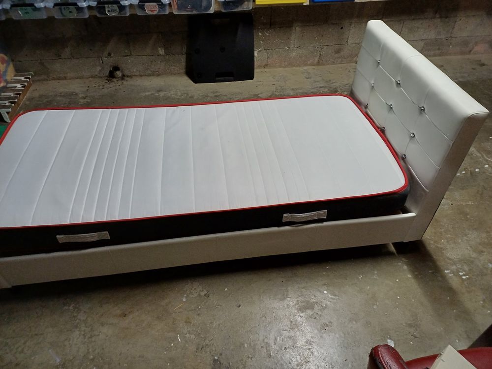 lit et matelas Meubles