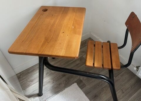 Bureau d'�colier bois m�tal 90 Bagnols-sur-C�ze (30)