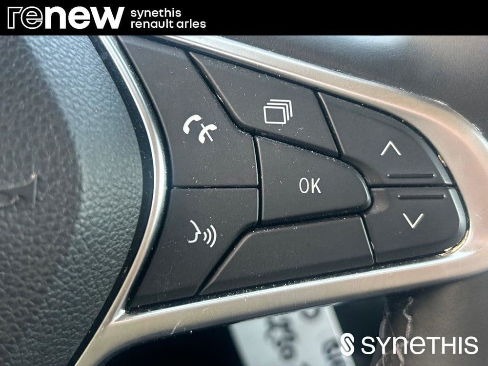 Clio V Clio E-Tech full hybrid 145 Evolution 2023 occasion 13200 Arles