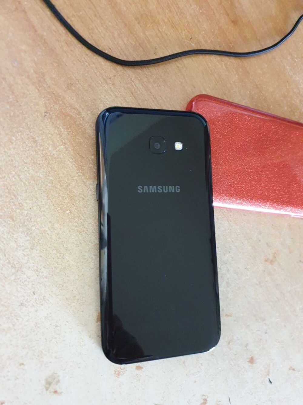 T&Eacute;L&Eacute;PHONE SAMSUNG GALAXY A5 2017 en PARFAIT ETAT
Téléphones et tablettes