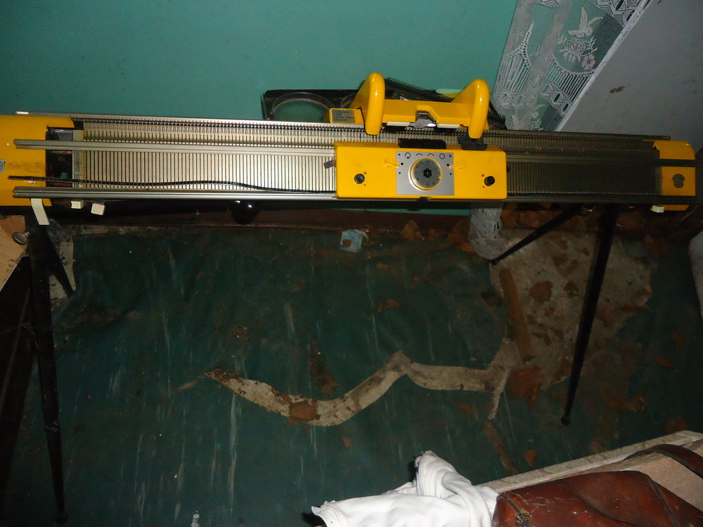 Machine &agrave; tricoter Phildar 