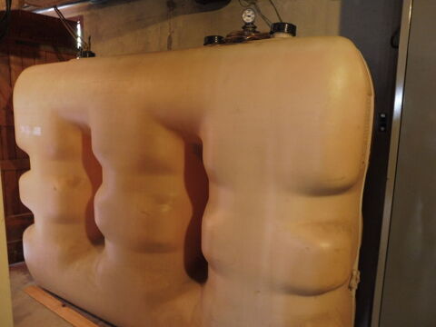 cuves fioul polyester 2000l Riorges (42)