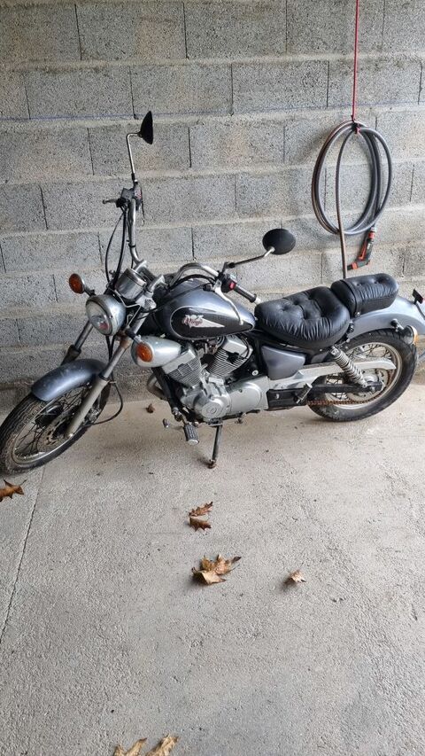 Moto YAMAHA 2002 occasion Gu&eacute;rande 44350