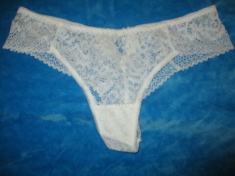 string blanc dentelle femme taille 42 Lyon 2 (69)