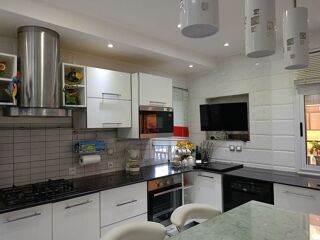  Appartement � vendre 5 pi�ces 125 m� Gouraya, alg�rie