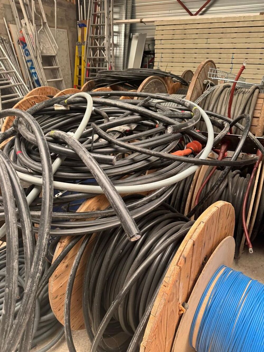 &Eacute;quipements &eacute;lectriques Electromnager