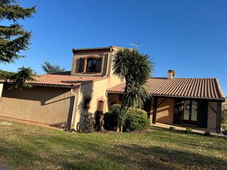  Villa � louer 6 pi�ces 195 m�