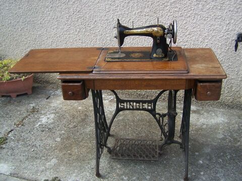 machine a coudre SINGER en etat de marche 0 Lauzerte (82)