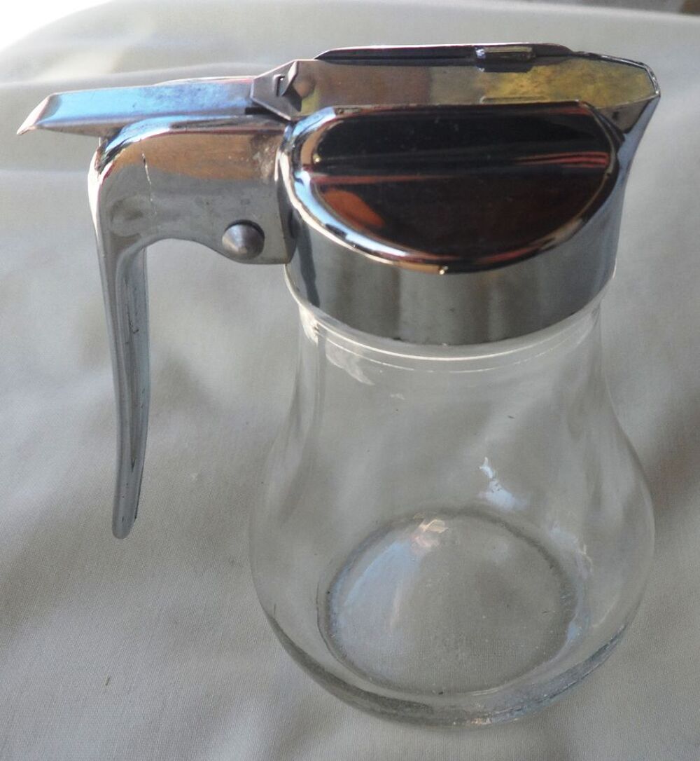 Verseur &agrave; miel neuf 8 X 11,5 cm
New honey pourer 8 X 11,5 cm Cuisine