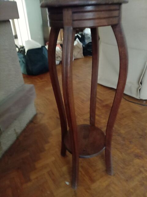 Très joli support vase en bois 37 La Wantzenau (67)