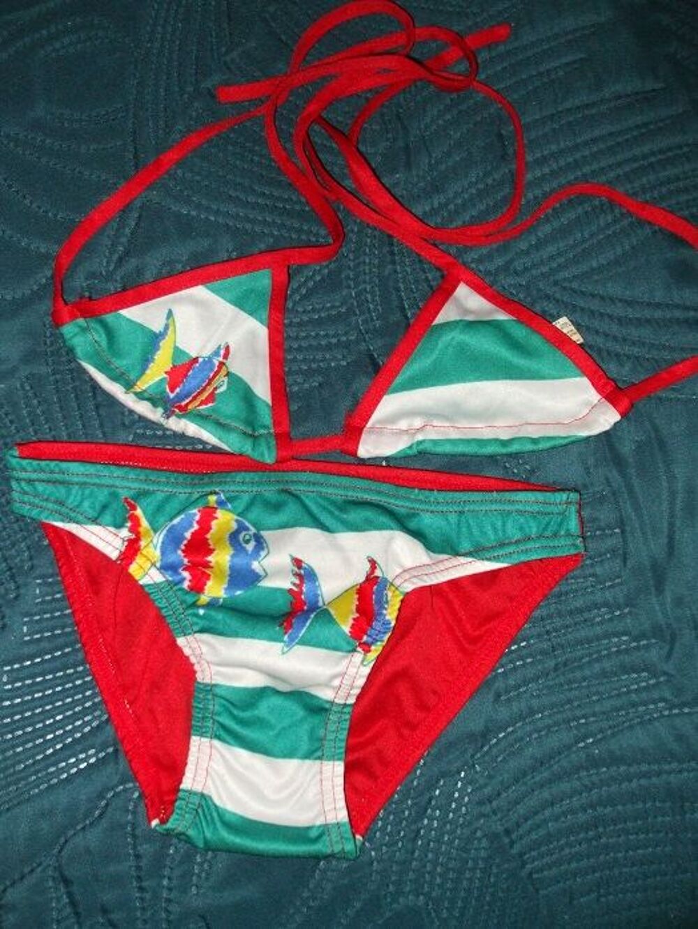 2 maillots bain Vêtements enfants