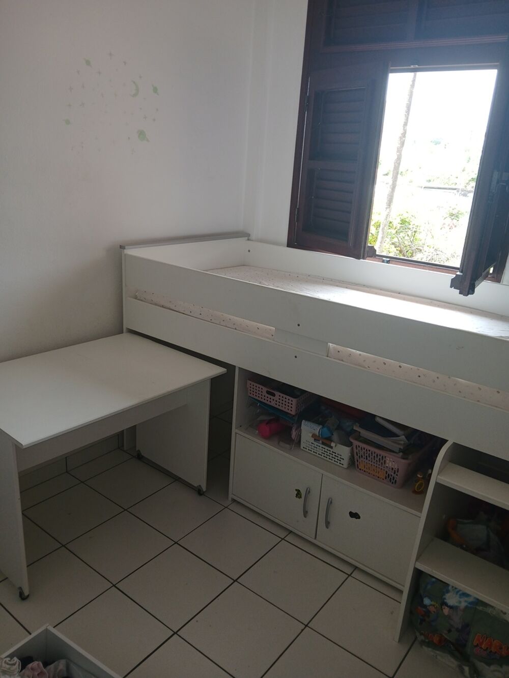 Lit mezzanine enfant avec bureau et rangements Mobilier enfants
