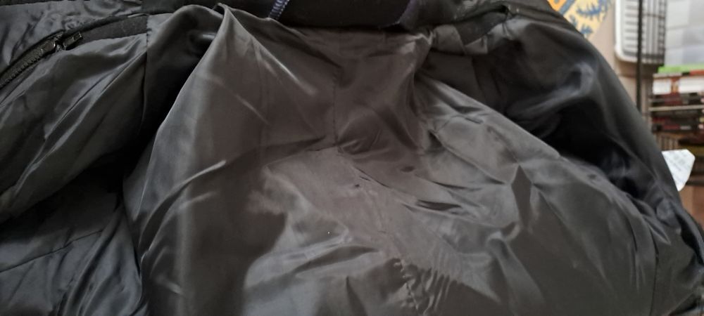 caban marine, neuf Jamais port&eacute;. Vêtements