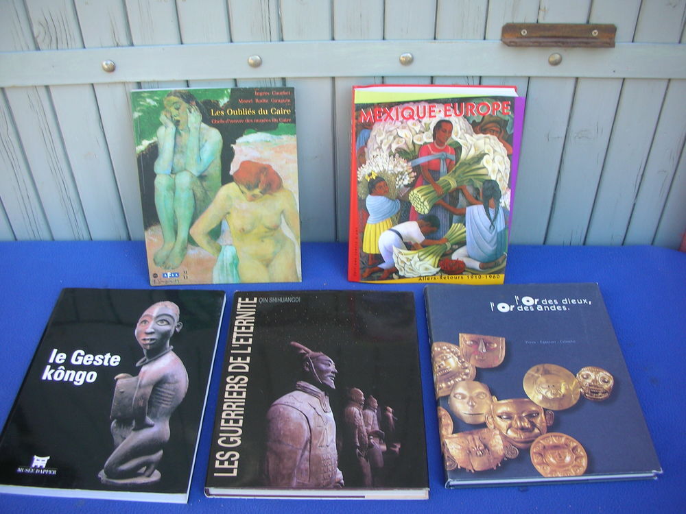 5 CATALOGUES d'expositions ann&eacute;es 90 Livres et BD