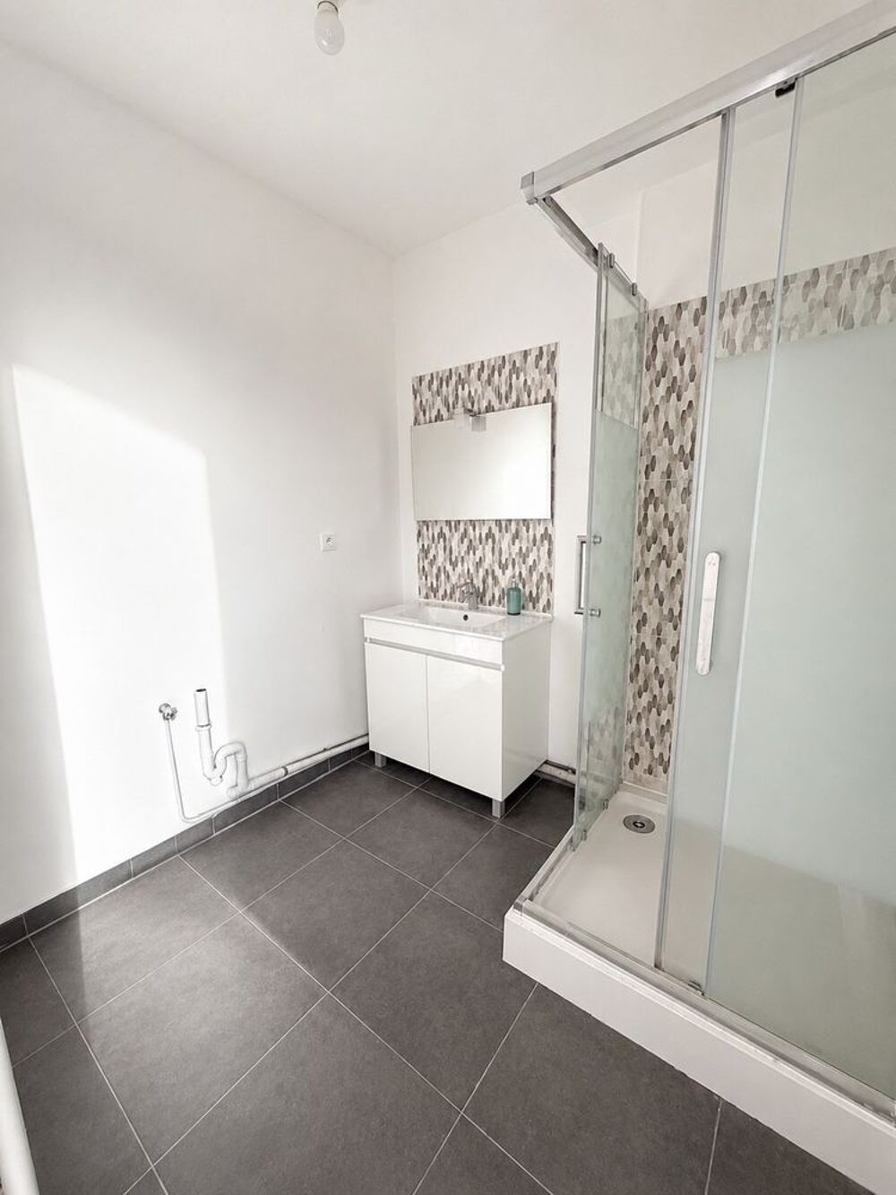 Vente Appartement Appartement 3 pièces 66 m² ? Terrasse 16 m² ? Dernier étage Bagnolet