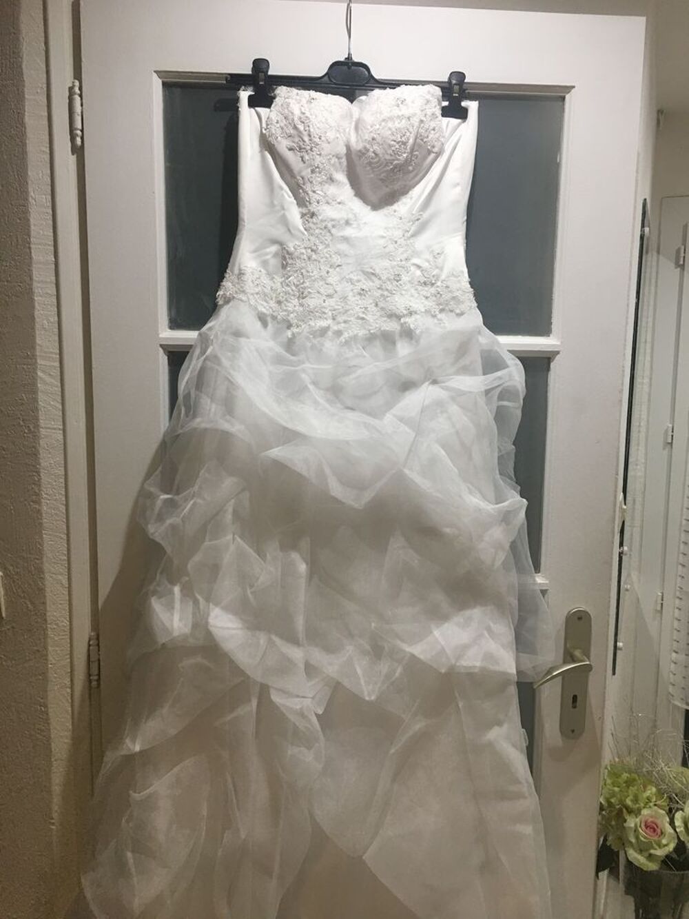 robe de mari&eacute;e Vêtements