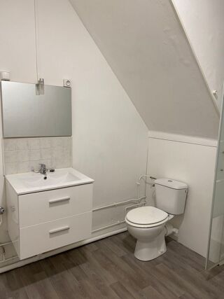  Appartement à louer 1 pièce 38 m²