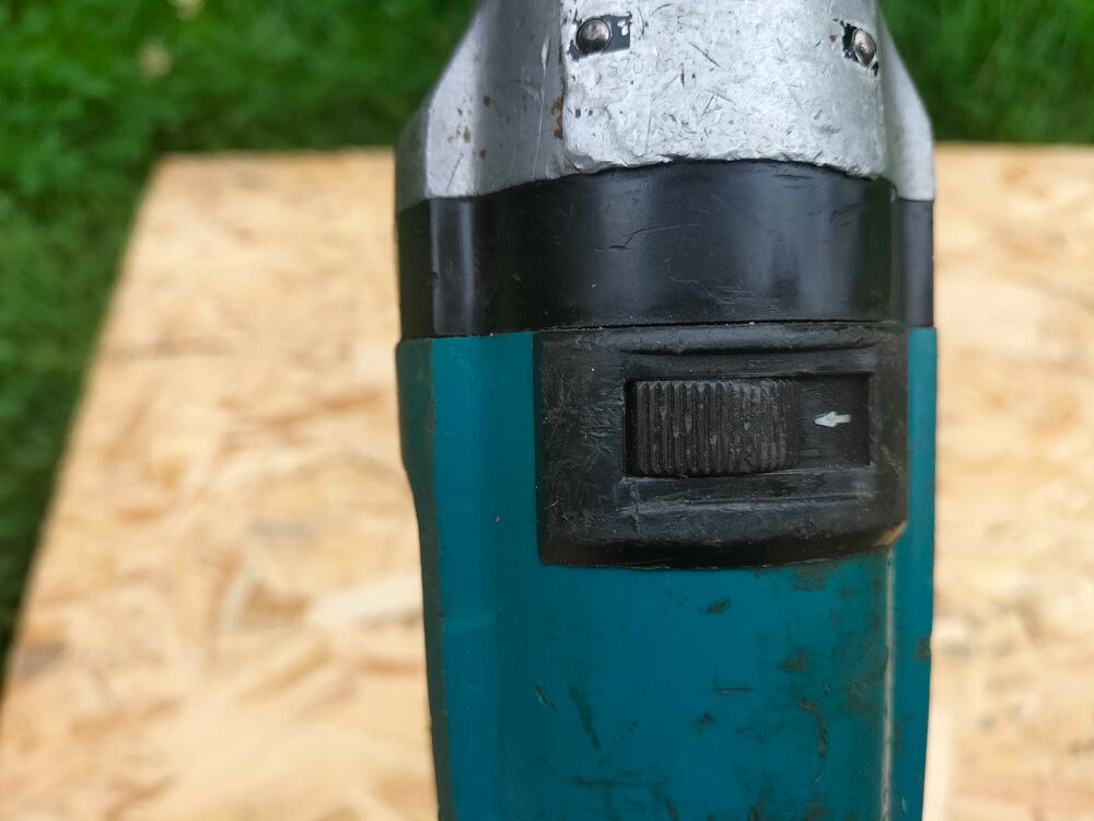 visseuse devisseuse Bosch 220 v Bricolage