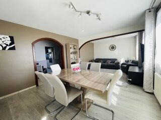  Appartement  vendre 4 pices 74 m