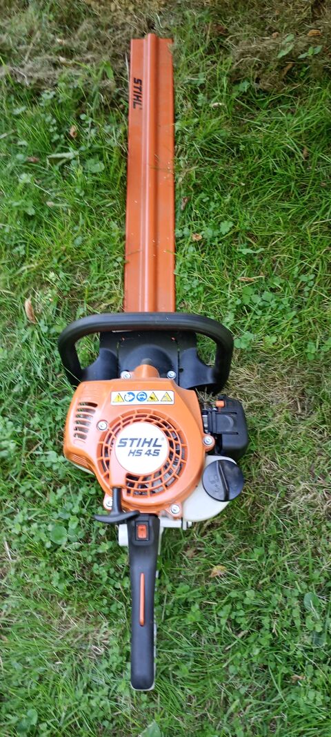 Taille-haie et d�broussailleuseplus harnais 500 Montsauche-les-Settons (58)