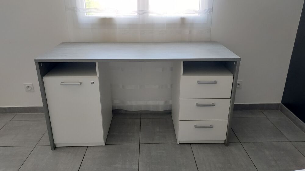 Bureau Bicolore &agrave; Effet B&eacute;ton &amp; Fauteuil de Bureau Luxe Meubles
