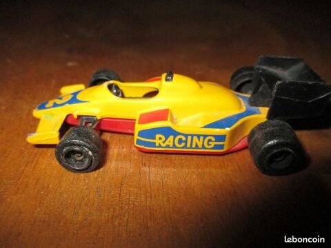 Petite voiture majorette racing 0 M�rignies (59)