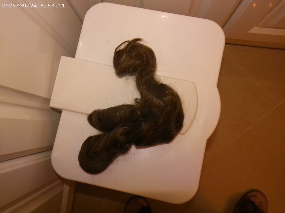 cheveux naturels 32 cm Bijoux et montres