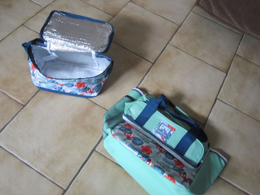Deux sacs lunch Box isothermes Cuisine