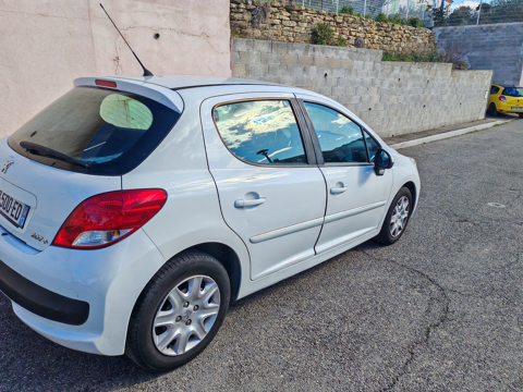 Peugeot 207 + 1.4e 75ch