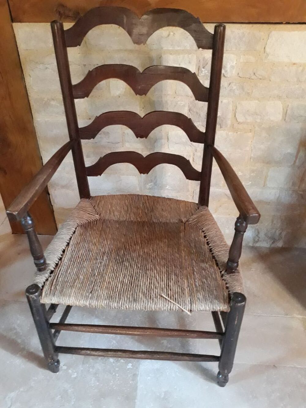 Meuble t&eacute;l&eacute; et fauteuils Meubles